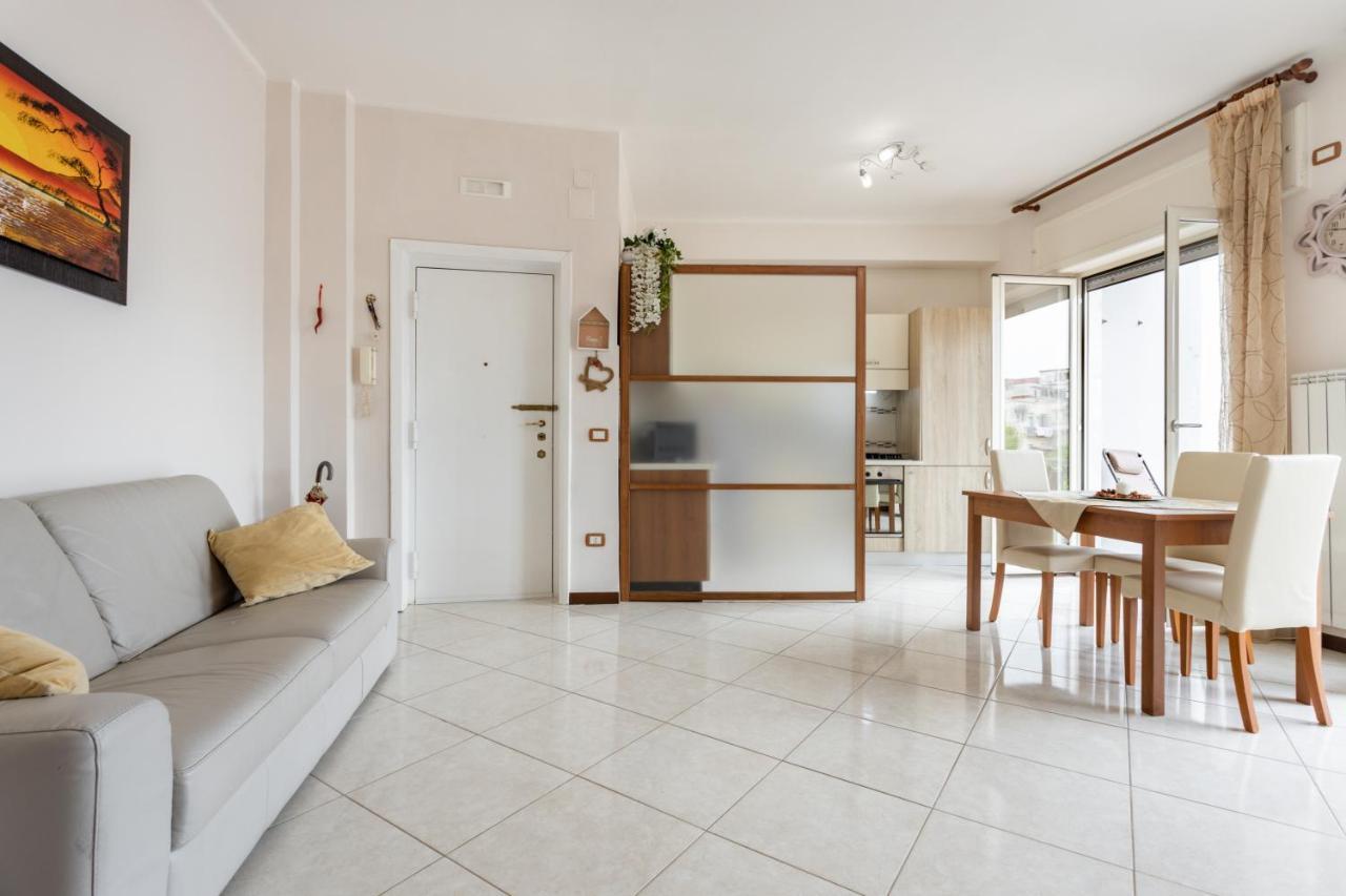 Panoramic Flat Between Materdei And Fontanelle 那不勒斯 外观 照片